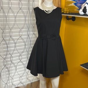 Vintage retro lined 50s style little black dress w/bow (Sz Sml)